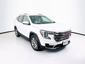 Certified 2022 GMC Terrain SLT w/ Infotainment Package II image 1
