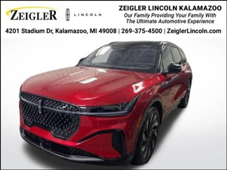 New 2025 Lincoln Nautilus Reserve image 1