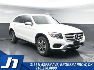 Used 2019 Mercedes-Benz GLC 300 4MATIC image 1