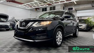 Used 2019 Nissan Rogue S image 1