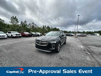 Used 2023 Buick Envision Essence image 1