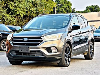 Used 2017 Ford Escape SE image 1