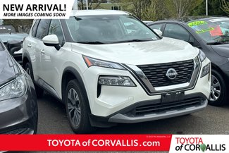 Used 2023 Nissan Rogue SV image 1