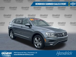 Used 2021 Volkswagen Tiguan SEL image 1