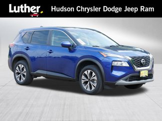 Used 2023 Nissan Rogue SV image 1