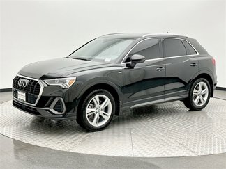 Used 2020 Audi Q3 2.0T Premium Plus w/ Premium Plus Package image 1