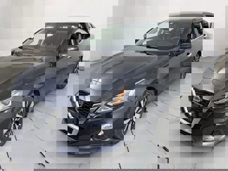 Used 2021 Nissan Altima 2.5 SV image 1