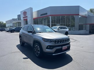 Used 2022 Jeep Compass Limited image 1