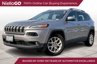Used 2016 Jeep Cherokee Latitude image 1