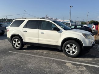Used 2010 GMC Acadia SLE image 1