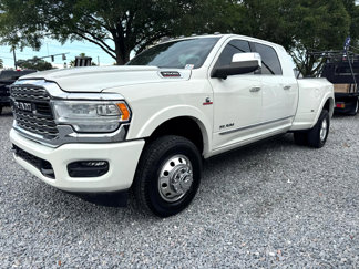 Used 2021 RAM 3500 Limited image 1