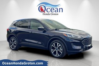 Used 2021 Ford Escape SE w/ SE Sport Appearance Package image 1