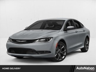 Used 2015 Chrysler 200 S image 1
