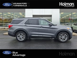 Certified 2022 Ford Explorer XLT w/ Equipment Group 202A image 1