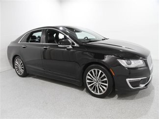 Used 2017 Lincoln MKZ Premiere image 1