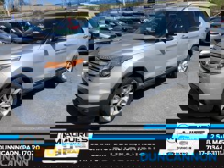 Used 2015 Ford Explorer XLT w/ Equipment Group 202A image 1