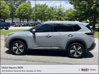 Used 2022 Nissan Rogue Platinum image 1