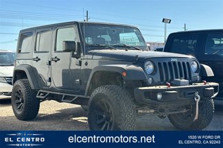 Used 2016 Jeep Wrangler Unlimited Rubicon w/ Connectivity Group image 1