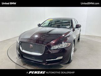 Used 2017 Jaguar XJ L Portfolio image 1