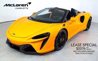 Used 2025 McLaren Artura Spider image 1