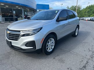 Used 2022 Chevrolet Equinox LS w/ LS Convenience Package image 1