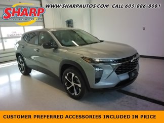 New 2025 Chevrolet Trax RS image 1