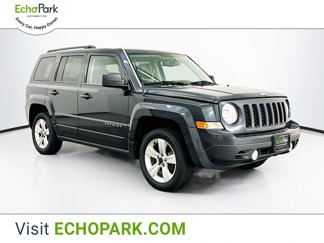 Used 2016 Jeep Patriot Latitude image 1