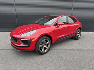 Used 2023 Porsche Macan image 1