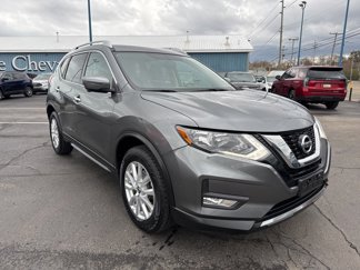 Used 2017 Nissan Rogue SV w/ SV Premium Package image 1