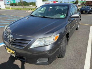 Used 2011 Toyota Camry image 1
