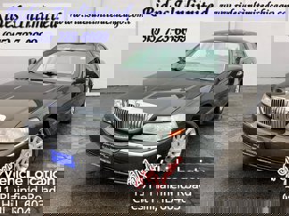 Used 2005 Lincoln Town Car Signature image 1