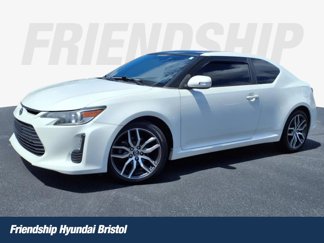Used 2016 Scion tC image 1