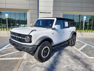 Used 2022 Ford Bronco Outer Banks w/ Sasquatch Package image 1
