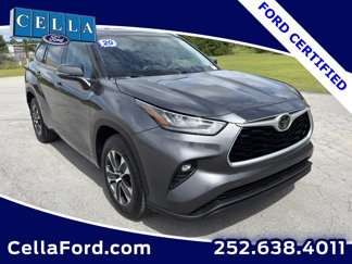 Used 2020 Toyota Highlander XLE image 1