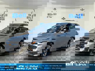 Used 2020 Chevrolet Malibu LT image 1