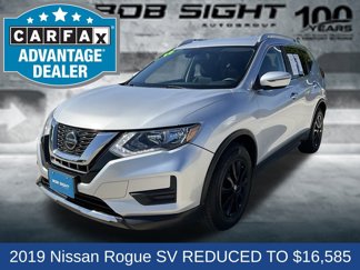 Used 2019 Nissan Rogue SV image 1