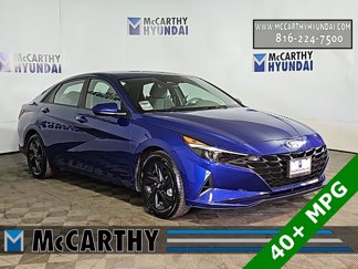 Used 2023 Hyundai Elantra SEL image 1