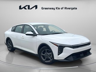 Used 2025 Kia K4 image 1