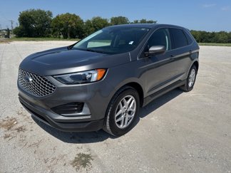 Used 2024 Ford Edge SEL image 1