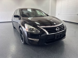 Used 2013 Nissan Altima 3.5 S image 1
