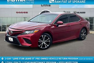 Used 2018 Toyota Camry SE image 1