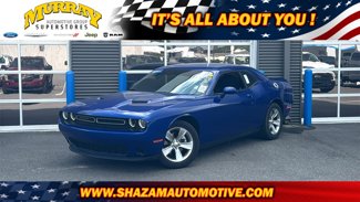 Used 2022 Dodge Challenger SXT image 1