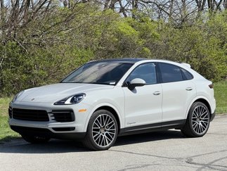 Certified 2022 Porsche Cayenne Coupe image 1