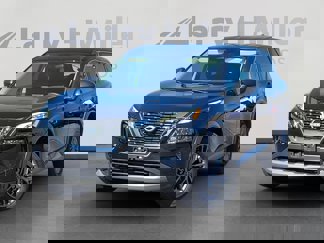 Used 2023 Nissan Rogue S image 1