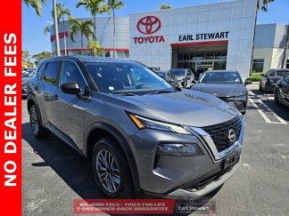 Used 2023 Nissan Rogue S image 1