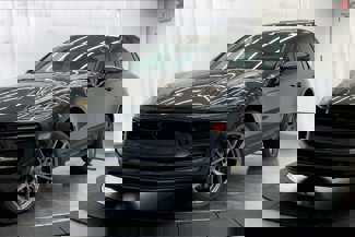 New 2025 Porsche Macan image 1