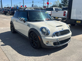 Used 2011 MINI Cooper S image 1
