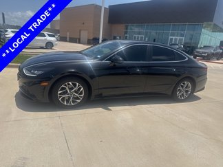 Used 2022 Hyundai Sonata SEL image 1