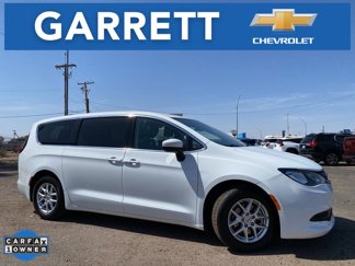 Used 2021 Chrysler Voyager LX image 1