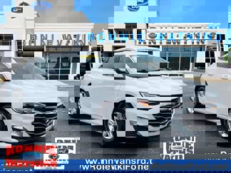 Used 2023 Chevrolet Malibu LT image 1